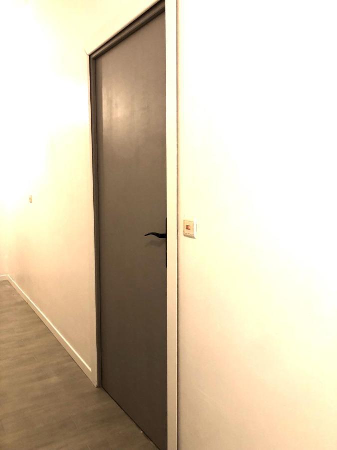 Charmant T2 Centre Ville Givet Bagian luar foto