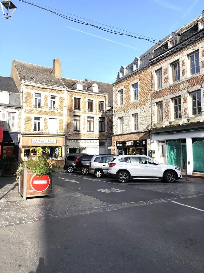Charmant T2 Centre Ville Givet Bagian luar foto