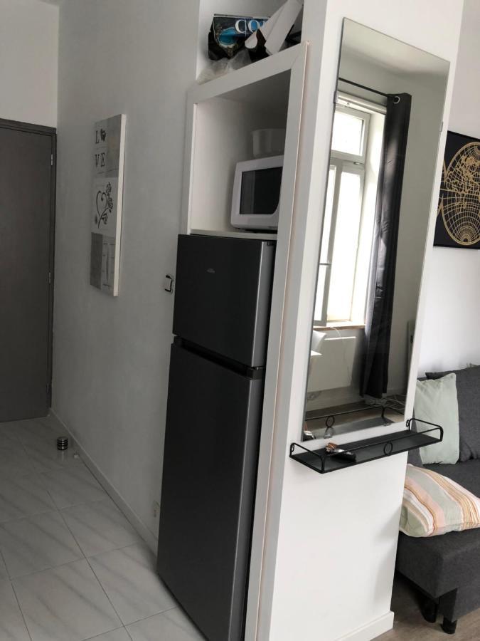 Charmant T2 Centre Ville Givet Bagian luar foto